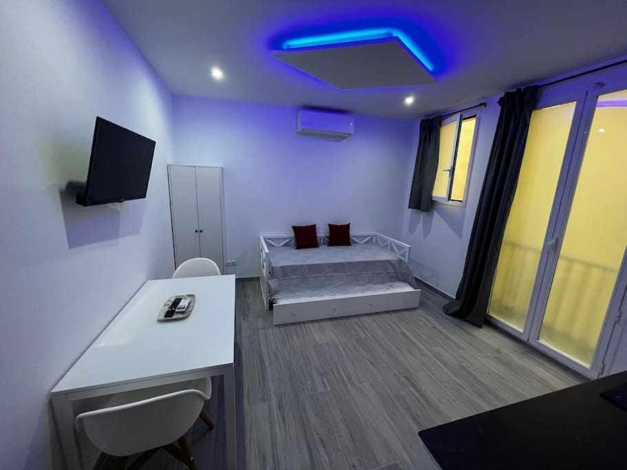 Acogedor Apartamento En Gran Via Madrid Exterior photo