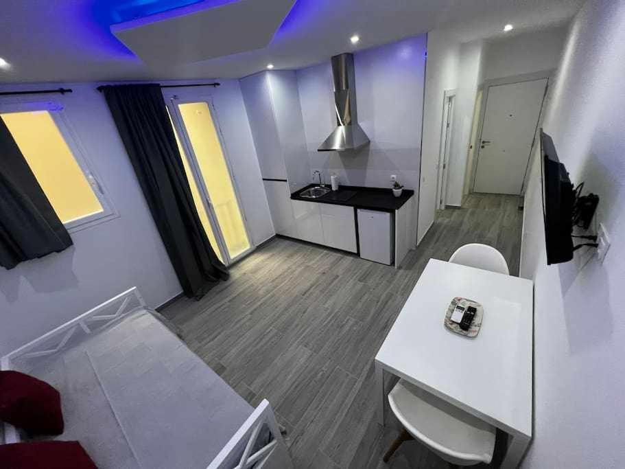 Acogedor Apartamento En Gran Via Madrid Exterior photo